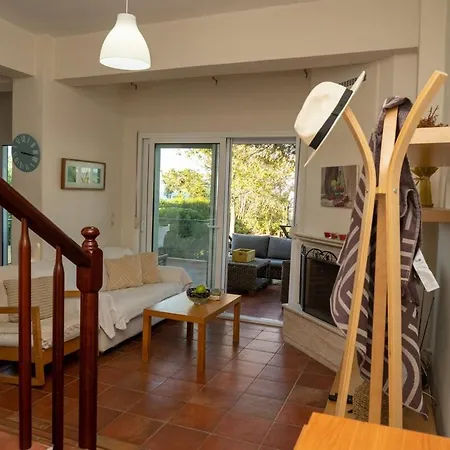 Waterfront Serena - Direct Access Villa *